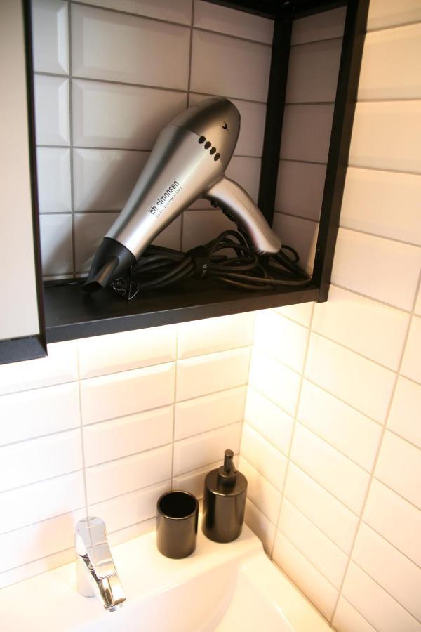 Spacious & Refurbished 1 Bedroom Apartment In Suburban Reykjavik Garthabaer Eksteriør billede