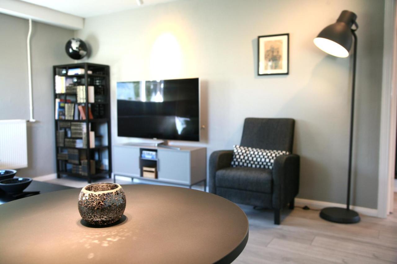 Spacious & Refurbished 1 Bedroom Apartment In Suburban Reykjavik Garthabaer Eksteriør billede