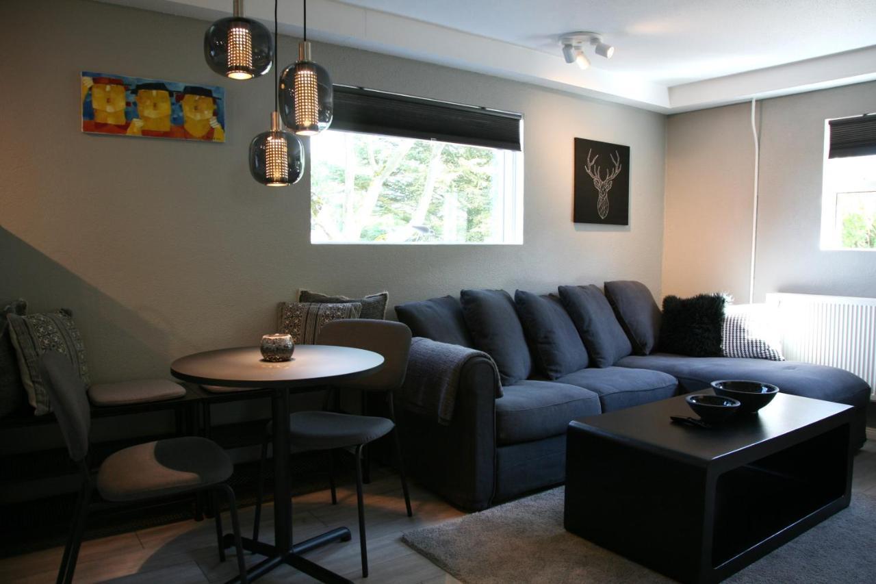 Spacious & Refurbished 1 Bedroom Apartment In Suburban Reykjavik Garthabaer Eksteriør billede